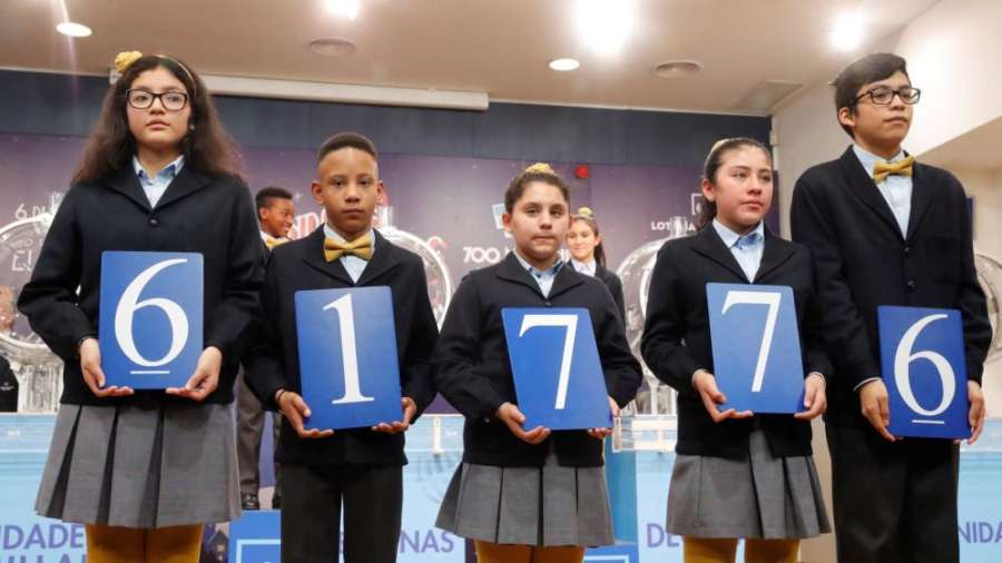 Dos administraciones de Pamplona y Tudela venden parte del segundo premio de la Lotería del Niño