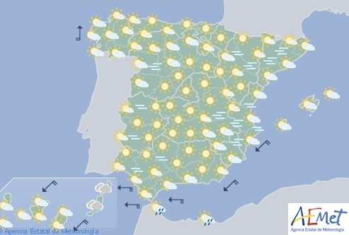 Hoy en España persiste el cielo poco nuboso y suben las temperaturas