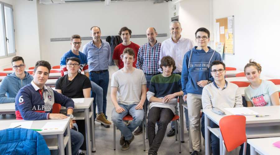 Los ganadores de la Olimpiada Matemática de Navarra, La Rioja y Aragón se preparan en la UPNA de Tudela para la fase nacional