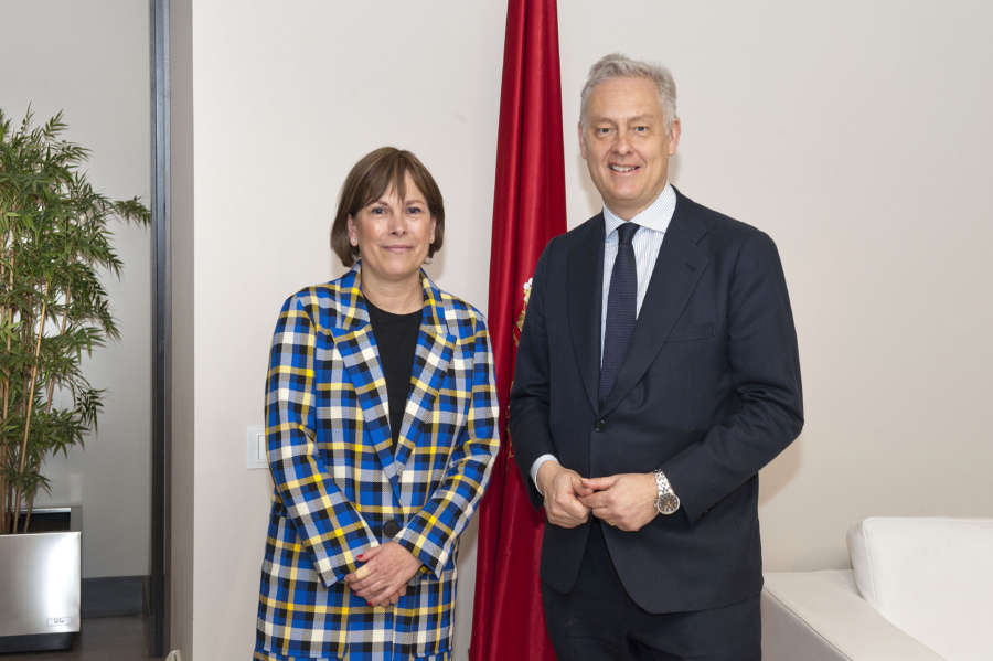 Barkos trata con el embajador de Reino Unido las consecuencias del 'Brexit' para Navarra
