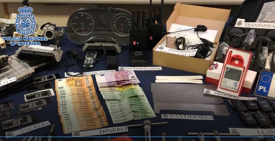 Detenidos por robar coches en Madrid, falsificarlos y venderlos en Polonia