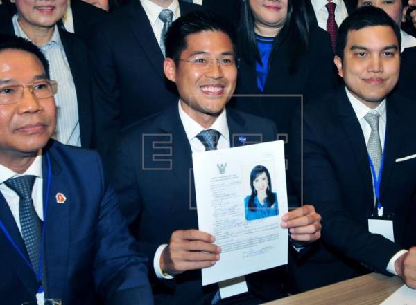 La hermana del Rey se enfrentará al jefe de la Junta Militar en elecciones de Tailandia