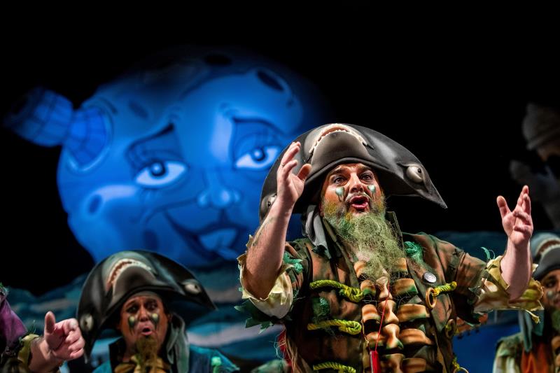 El Carnaval de Cádiz premia el gaditanismo de las coplas