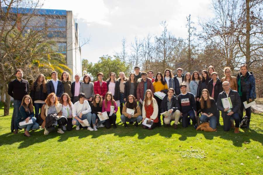 Ana Carrillo Guelbenzu gana la fase local de la X Olimpiada de Geografía