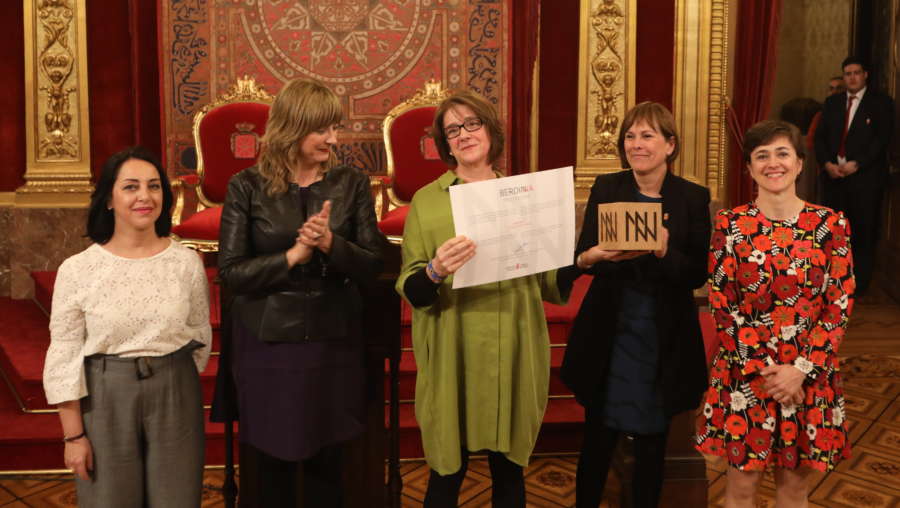 Entrega del premio Berdinna 2019 a la igualdad al Colectivo Asociación Aláiz
