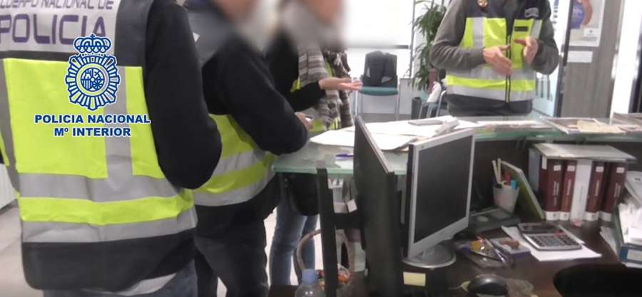 Detenidos por estafar casi 5 millones de euros con una versión del “Nazareno” en Murcia