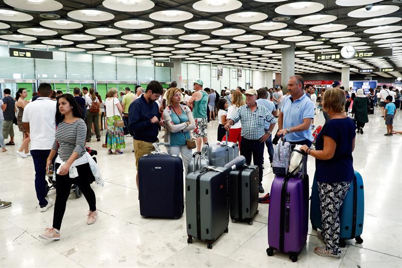 Los residentes en España viajaron el 1,9 % más en 2018
