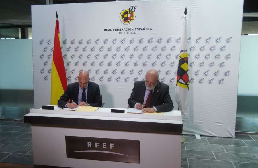 La Guardia Civil y la RFEF establecen un Protocolo de colaboración en materia de seguridad en el fútbol