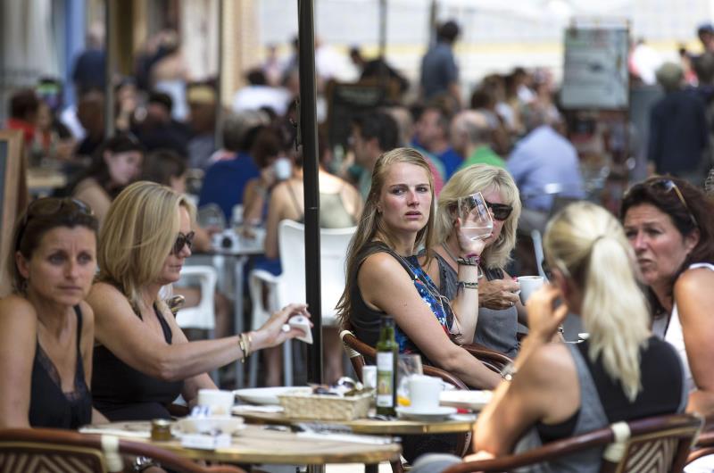 Los turistas extranjeros gastaron 4.667 millones en febrero, un 2,9 % más