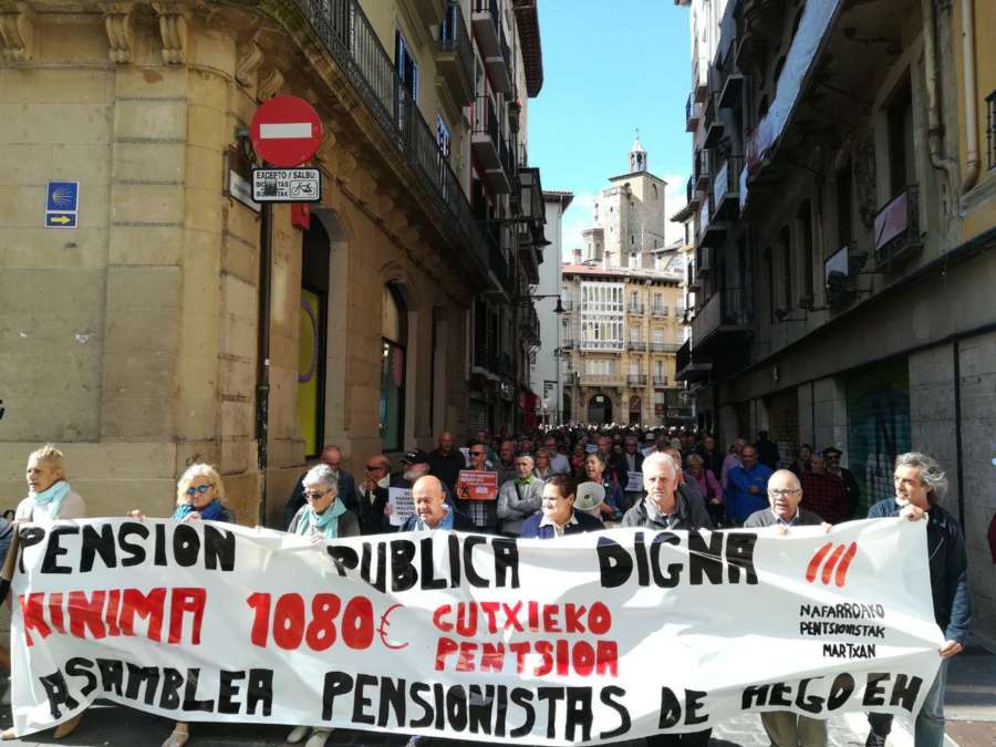 Una manifestación defiende los derechos de pensionistas 