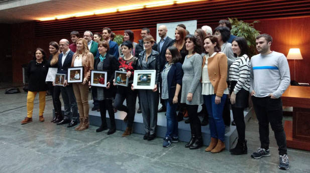 Los periodistas parlamentarios premian a los políticos navarros por su labor