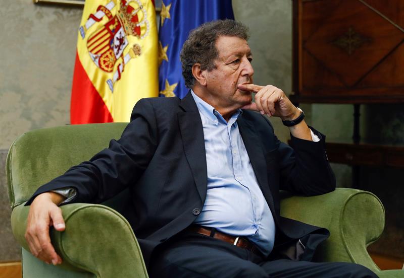 El politólogo francés Sami Naïr excluido de la lista del PSOE a las europeas
