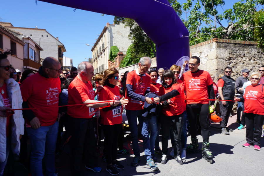 Más de 2.500 personas tiñen de rojo Murchante en la III Marcha solidaria contra el cáncer