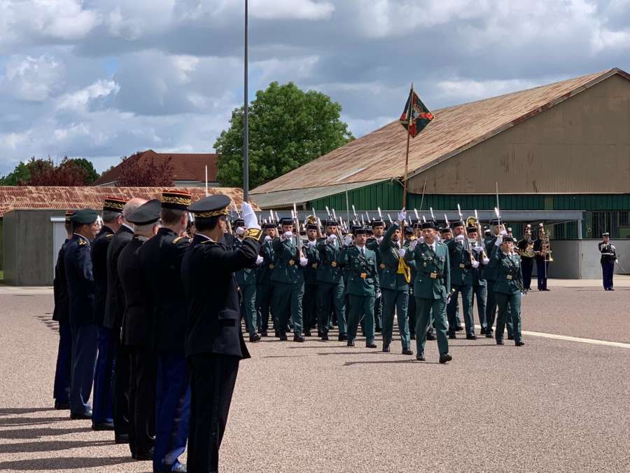 120 guardias civiles finalizan el periodo de formación en la Escuela de Gendarmería de Dijon (Francia)