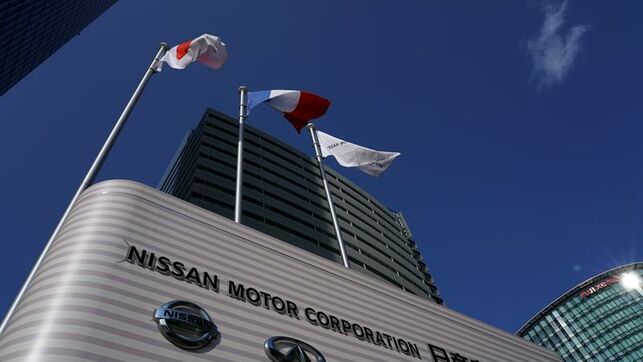 Los presidentes de Nissan y FCA preparan una reunión para tratar la oferta a Renault