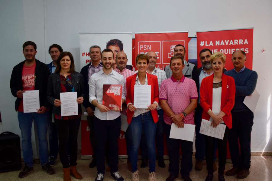 26M: Los candidatos de PSN firman un manifiesto de compromiso con Tierra Estella