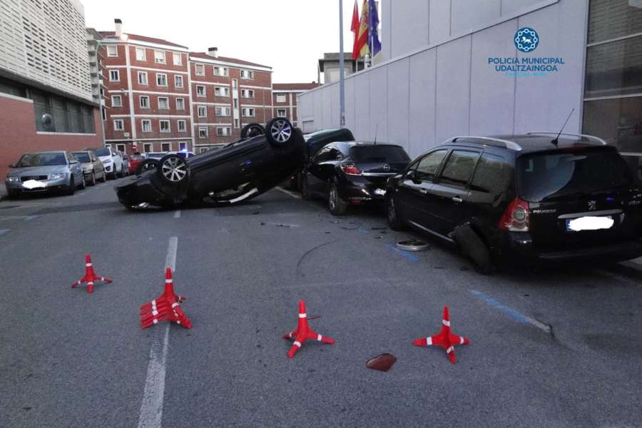 Dos detenidos en Pamplona por drogas tras sufrir un accidente al intentar huir