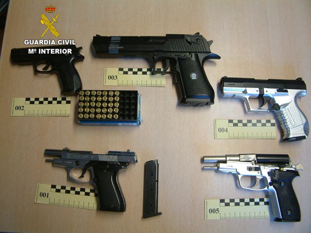 La Guardia Civil detiene a un hombre de León por proferir amenazas a través de Instagram disparando un arma