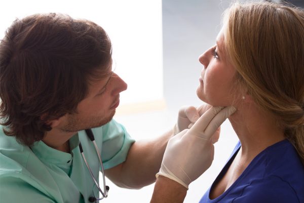 Demuestran cómo los bajos niveles de un gen favorecen el cáncer de tiroides