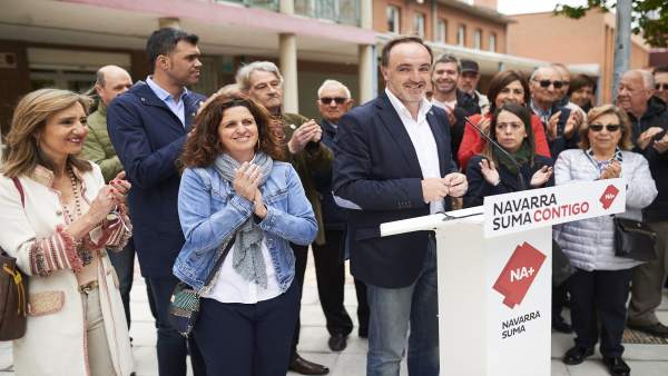 Esparza propone mejorar las ayudas a la dependencia y los servicios a mayores