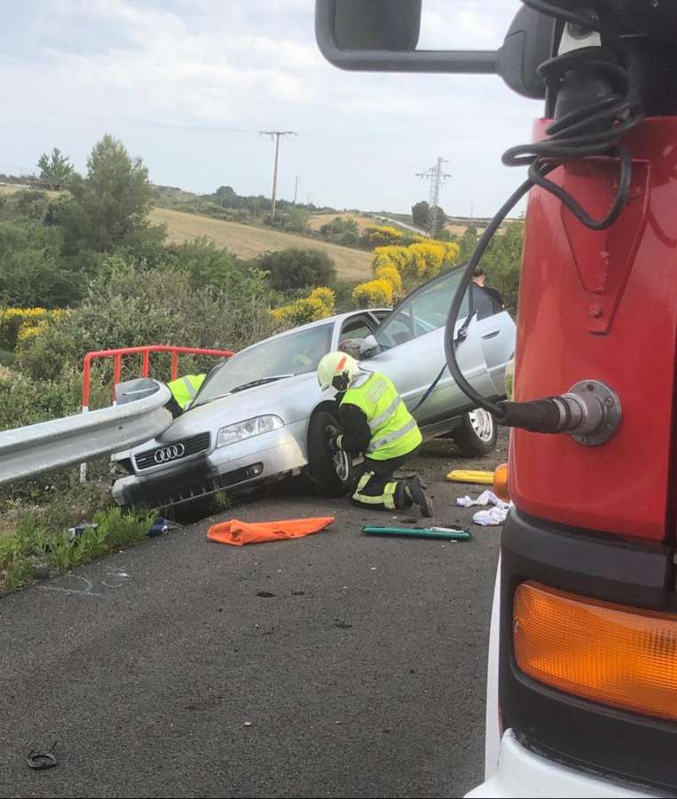 Un motorista herido grave en un choque en la A-15, a la altura de Noáin