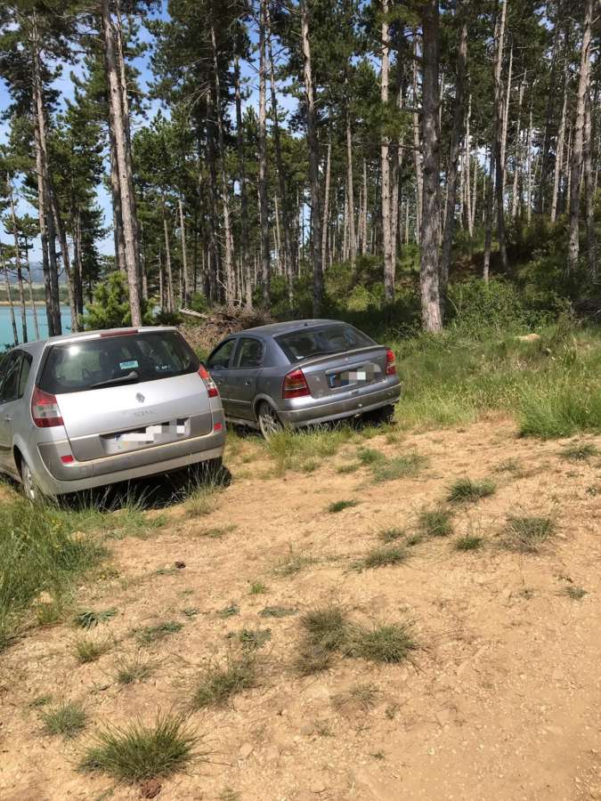 Denunciados 20 conductores por invadir el humedal del pantano de Alloz (Navarra)