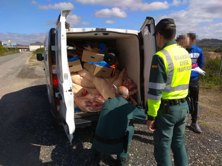 Interceptada en Estella una furgoneta con 1200 kg de carne sin condiciones sanitarias