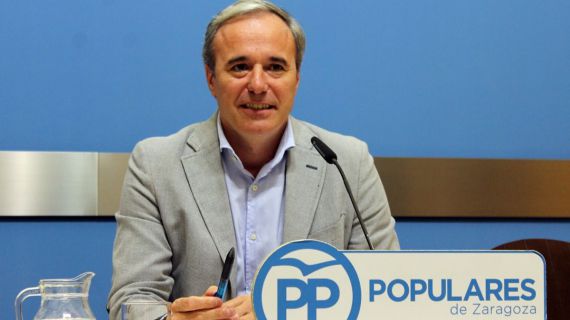 Jorge Azcón (PP) será alcalde de Zaragoza con el apoyo de Cs y Vox