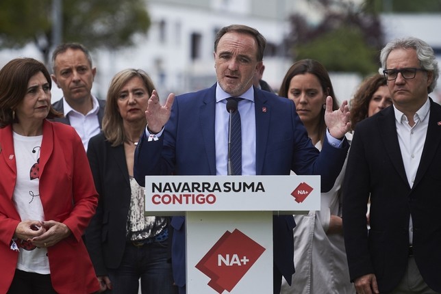 Navarra Suma no comparte una protesta ante la sede del PSN