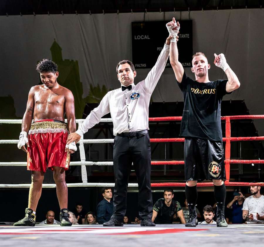 Sukhanov gana al panameño Rosales por decisión unánime tras 8 asaltos en Tudela