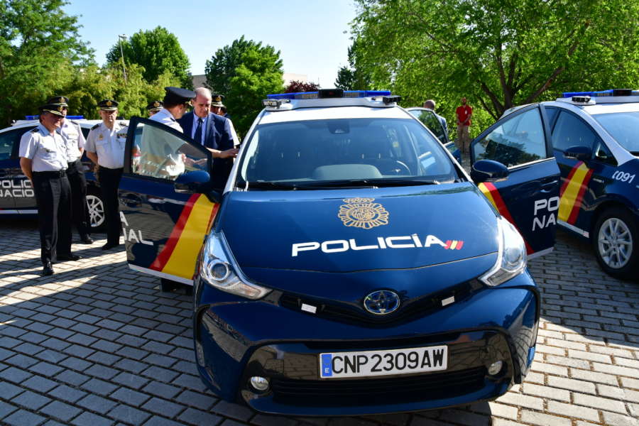 La Policía Nacional incorpora sus nuevos radiopatrullas inteligentes i-ZETA