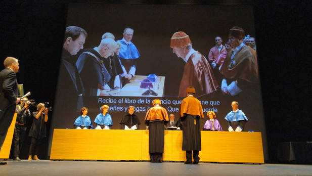 Moneo, Archer, Picard y Fine, nuevos doctores de la Universidad de Navarra