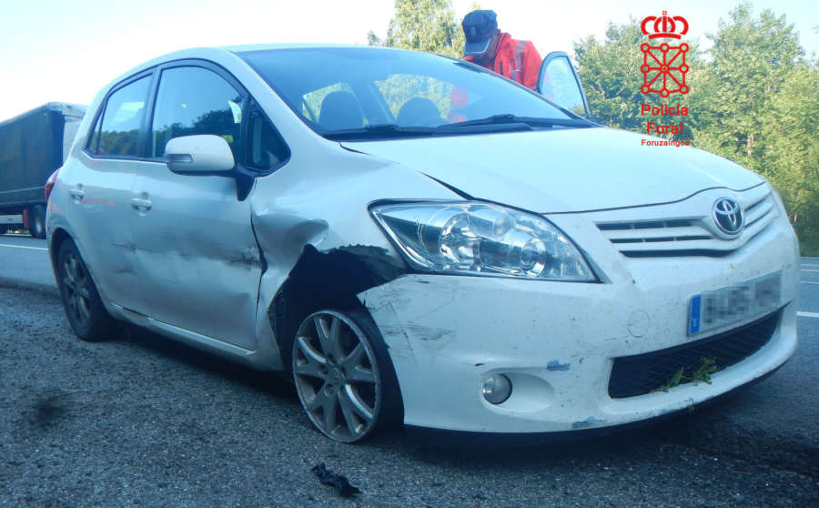 Denunciado un joven alavés por circular a 140 km/hora con solo tres ruedas