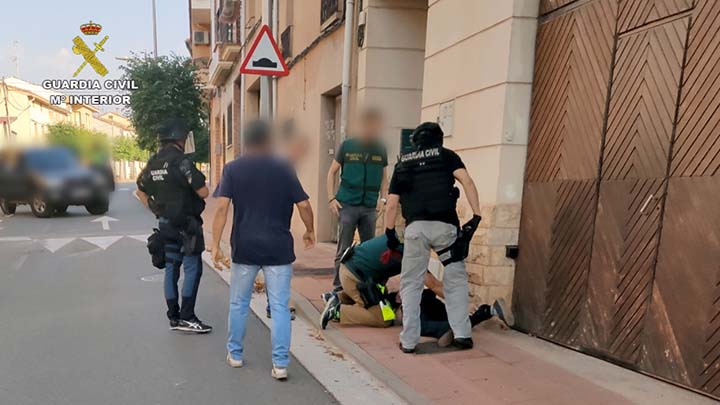 Detenidos en La Rioja dos atracadores en el momento de asaltar una sucursal bancaria