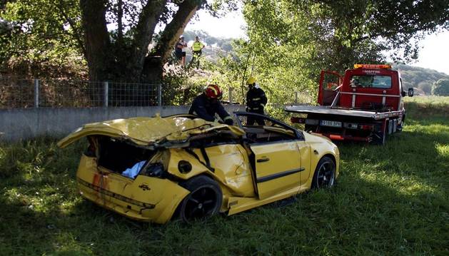 Tres jóvenes muertos y otros tres heridos en un accidente de tráfico en Salamanca