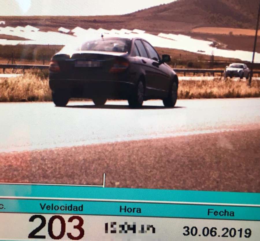 652 conductores denunciados.en la primera operación del verano en Navarra
