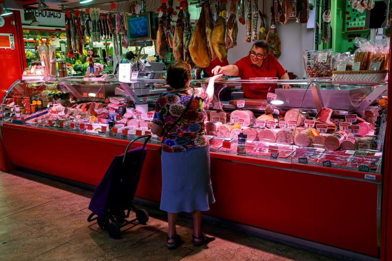 La inflación anual se modera dos décimas en agosto y se sitúa en el 0,3 %