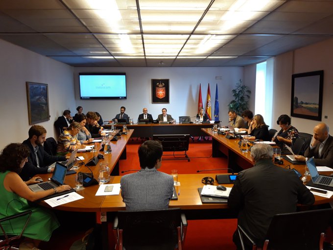 Se insta al Gobierno de Navarra a llevar Internet de alta velocidad a todo Navarra