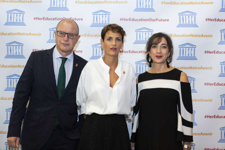 Chivite recoge en París un premio al programa Skolae