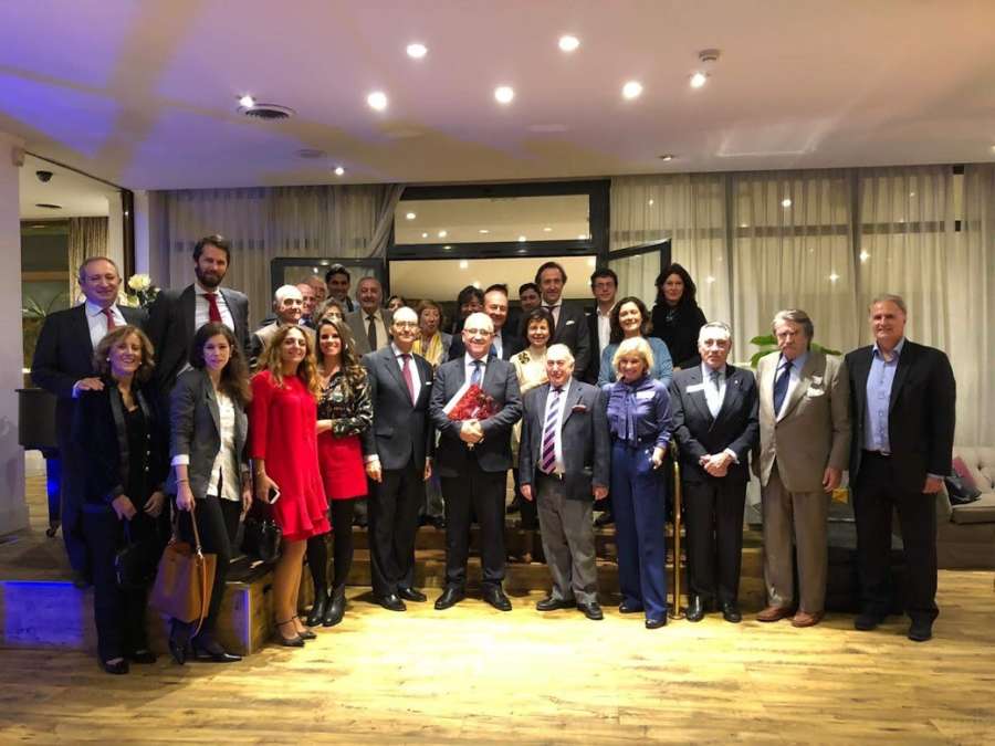 Maya asiste a un encuentro con el Círculo de Navarra en Madrid