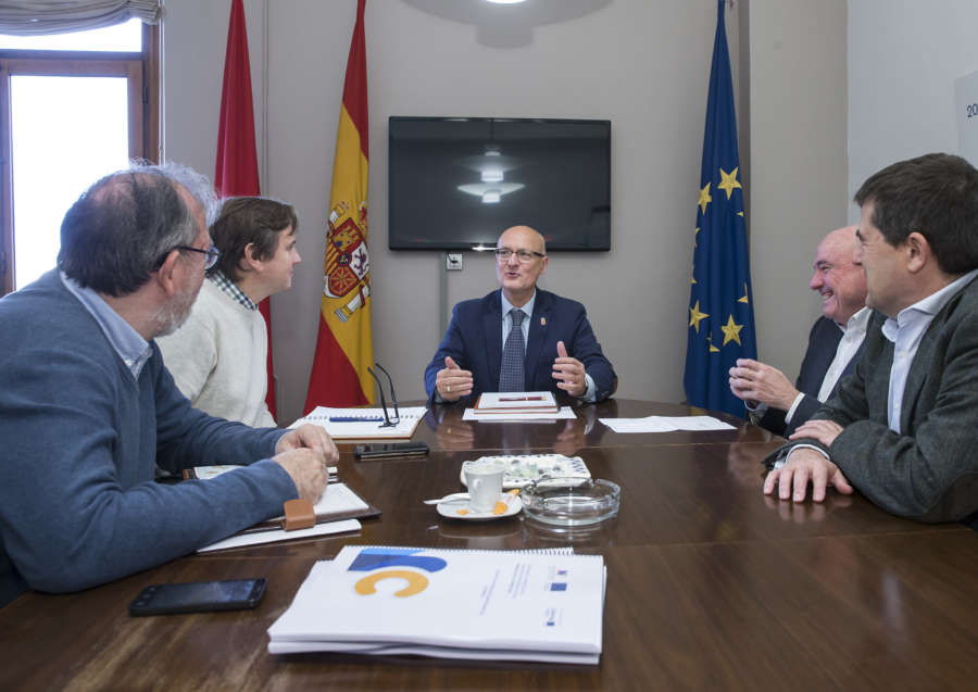 Ciriza defiende necesidad de infraestrutcuras para cohesión territorial