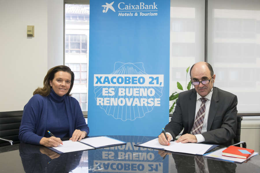 El Gobierno de Navarra y CaixaBank firman un acuerdo de financiación para el Xacobeo 2021