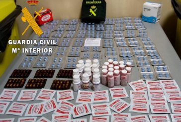 La Guardia Civil de Navarra incauta cientos de productos prohibidos en el Aeropuerto de Noáin