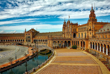 Los holandeses y los británicos, entre los europeos que más anticipadamente reservan su alojamiento para visitar España