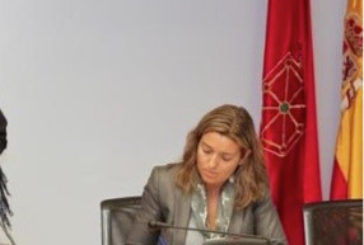 Silvia Doménech sustituye a Manuela Pilido como nueva Letrada Mayor del Parlamento navarro