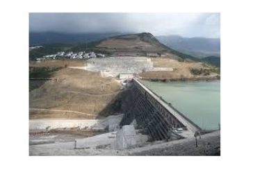 Remírez afirma que la ladera del pantano de Yesa se encuentra en “equilibrio estricto”