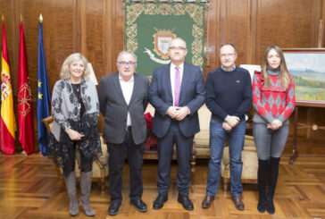 El alcalde de Pamplona se reúne con el presidente de Osasuna, para hablar sobre el centenario de la entidad que se celebra en este 2020