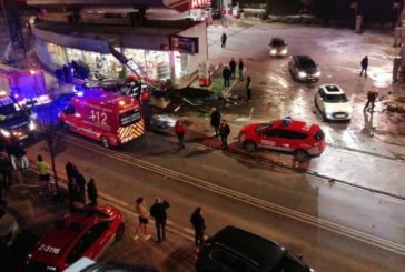 El padre de los dos niños muertos arrollados por el autobús en Estella bajo en la parada anterior