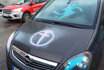 Identificados dos menores tras pintar coches y portales en Alsasua