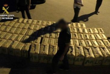 La Guardia Civil desarticula una organización delictiva que introducía grandes cantidades de hachís en España